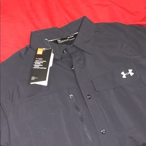 Men’s Under Armour button up